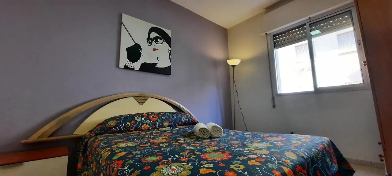 Quiet And Budget Santa Justa Rooms Seville Spain